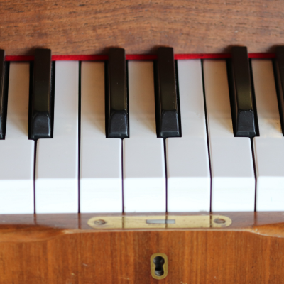 Instruments – Harmonium