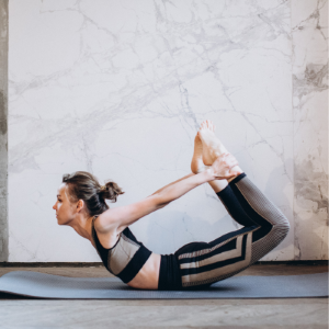 Balace a Third Eye chakra, Dolphin Pose – Makarasana