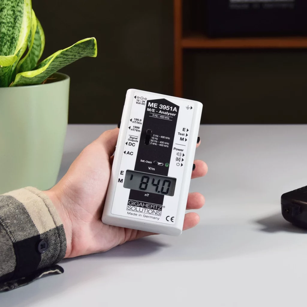 EMF meter elektrosmog-messgeraete-niederfrequenz-me3951a