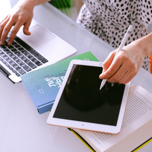 Lap top and tablet sreen protectors